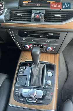 Седан Audi A6 2015 в 