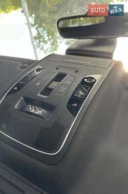 Седан Audi A6 2018 в 