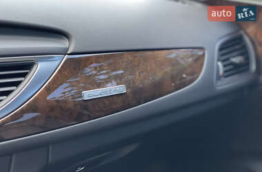 Седан Audi A6 2015 в 