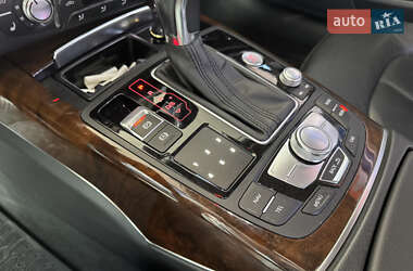 Седан Audi A6 2014 в 