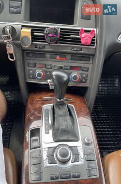 Седан Audi A6 2004 в 