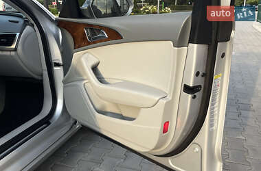 Седан Audi A6 2013 в 