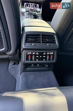 Седан Audi A6 2022 в 