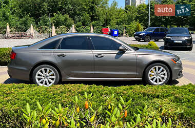 Седан Audi A6 2012 в 