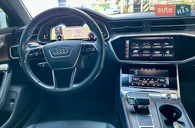 Седан Audi A6 2019 в 