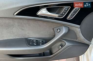 Седан Audi A6 2015 в 