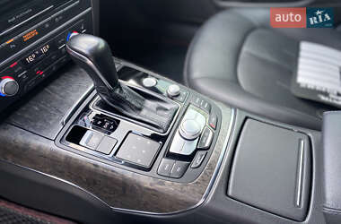 Седан Audi A6 2016 в 
