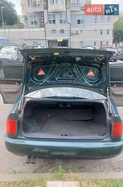 Седан Audi A6 1997 в 