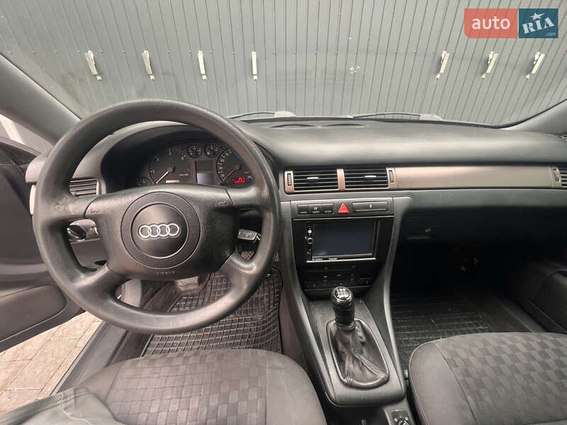 Универсал Audi A6 2000 в Самборе
