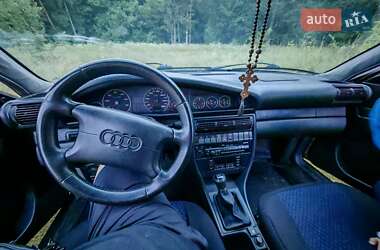 Седан Audi A6 1995 в 