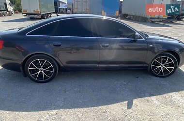 Седан Audi A6 2004 в 