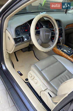 Седан Audi A6 2004 в 