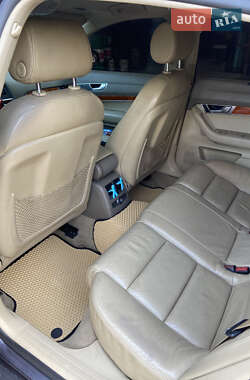 Седан Audi A6 2004 в 