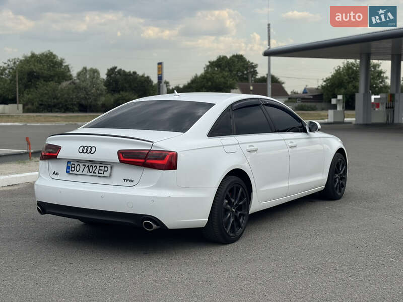 Седан Audi A6 2012 в Покровському
