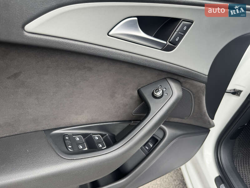 Седан Audi A6 2012 в Покровському