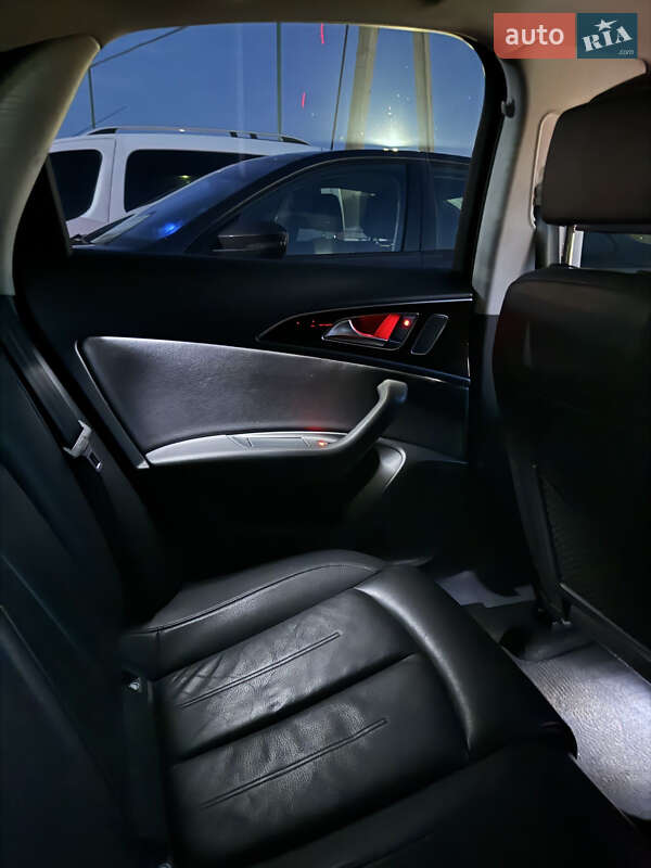 Седан Audi A6 2012 в Самборе