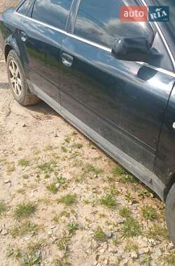 Седан Audi A6 2001 в 