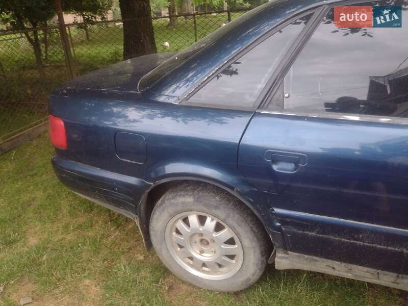 Седан Audi A6 1996 в Болехове