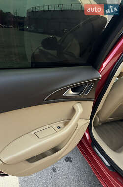 Седан Audi A6 2012 в 