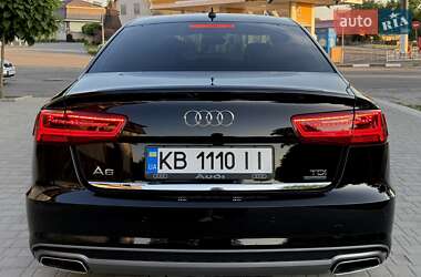Седан Audi A6 2015 в 
