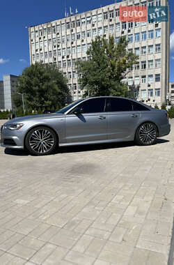 Седан Audi A6 2018 в 
