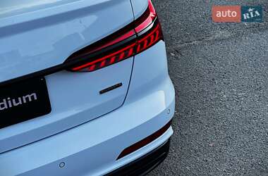 Седан Audi A6 2020 в 