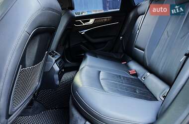 Седан Audi A6 2020 в 