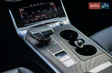 Седан Audi A6 2020 в 