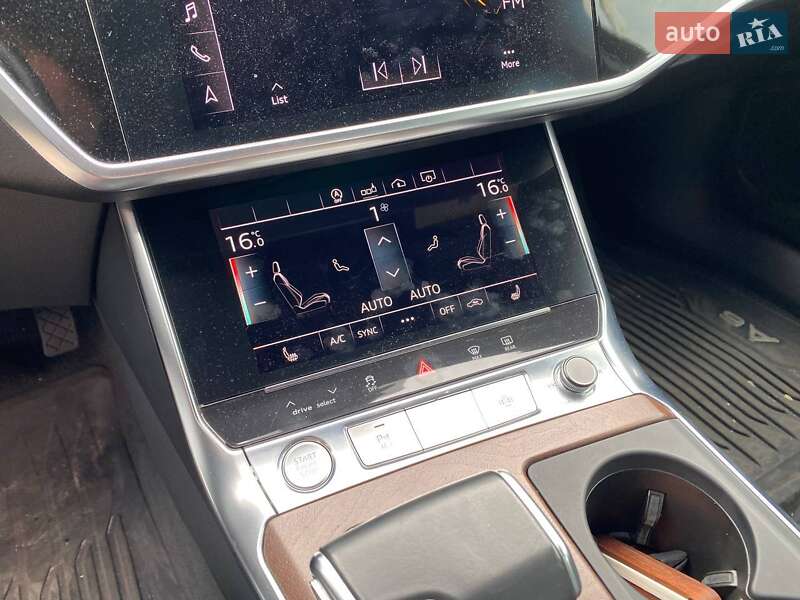Седан Audi A6 2018 в Львові