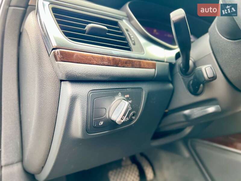 Седан Audi A6 2013 в Києві
