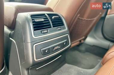 Седан Audi A6 2013 в 
