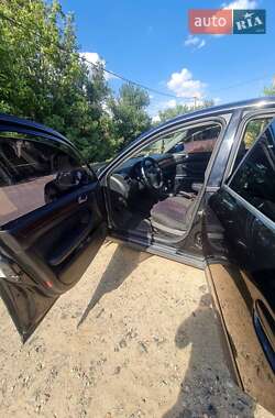 Седан Audi A6 2002 в 