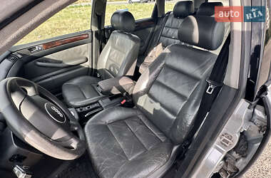 Универсал Audi A6 2001 в 