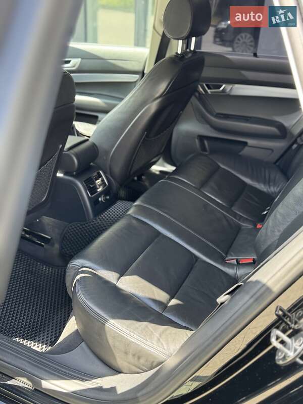 Универсал Audi A6 2010 в Новояворовске