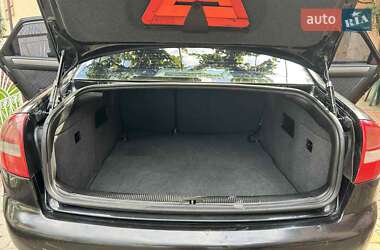 Седан Audi A6 2002 в Ужгороде