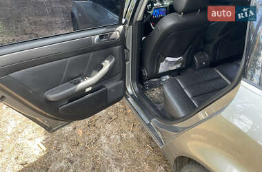 Универсал Audi A6 2002 в 