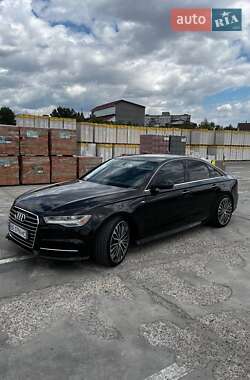 Седан Audi A6 2015 в 