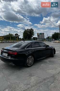 Седан Audi A6 2015 в 