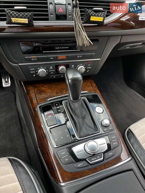 Седан Audi A6 2015 в Первомайську