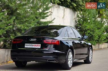 Седан Audi A6 2015 в 