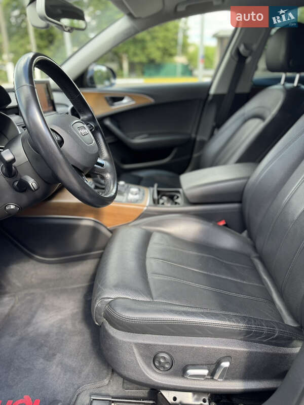 Седан Audi A6 2016 в Киеве