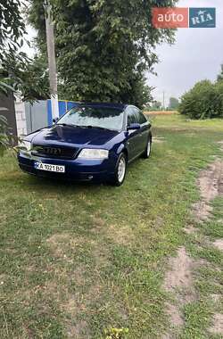 Седан Audi A6 2001 в 