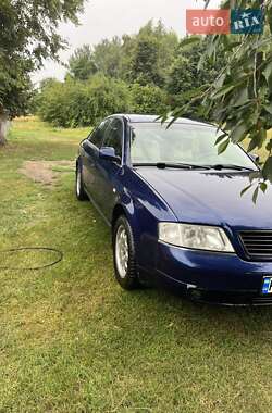 Седан Audi A6 2001 в 