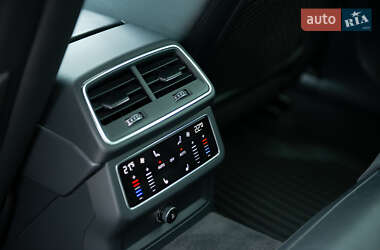 Седан Audi A6 2018 в 