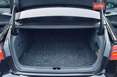 Седан Audi A6 2012 в 