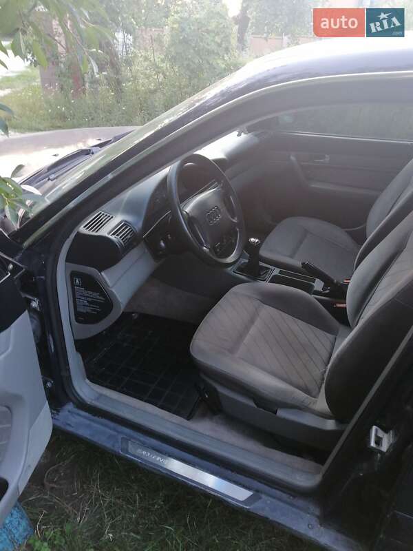 Седан Audi A6 1995 в Каменец-Подольском