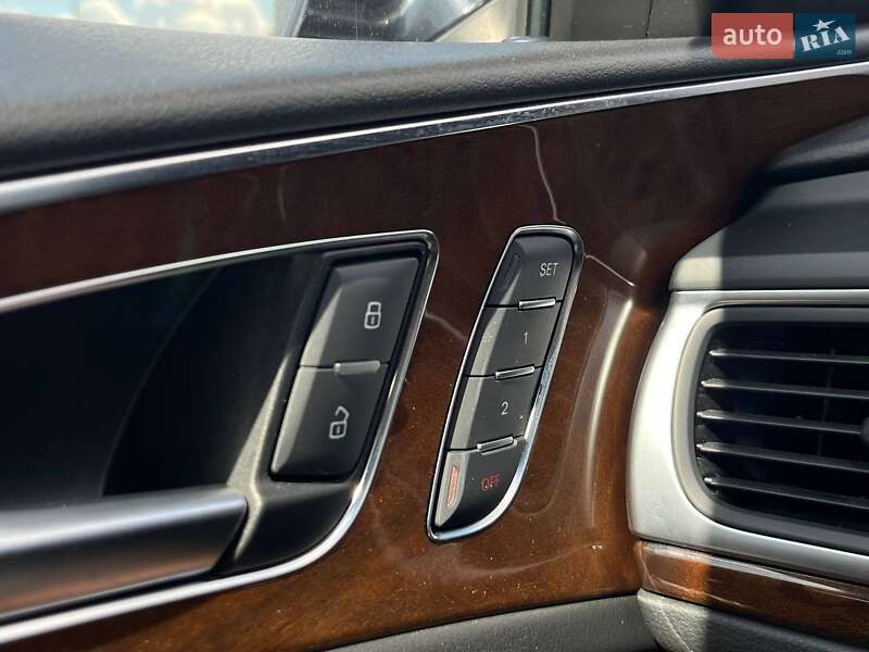 Седан Audi A6 2014 в Киеве