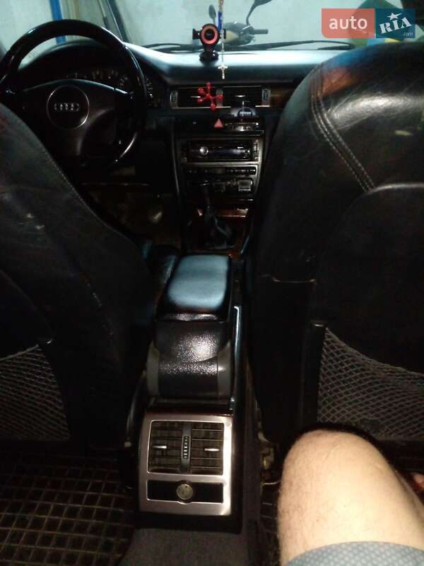 Седан Audi A6 1997 в Львові