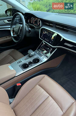 Седан Audi A6 2023 в 