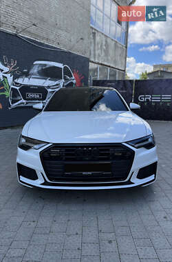 Седан Audi A6 2020 в 